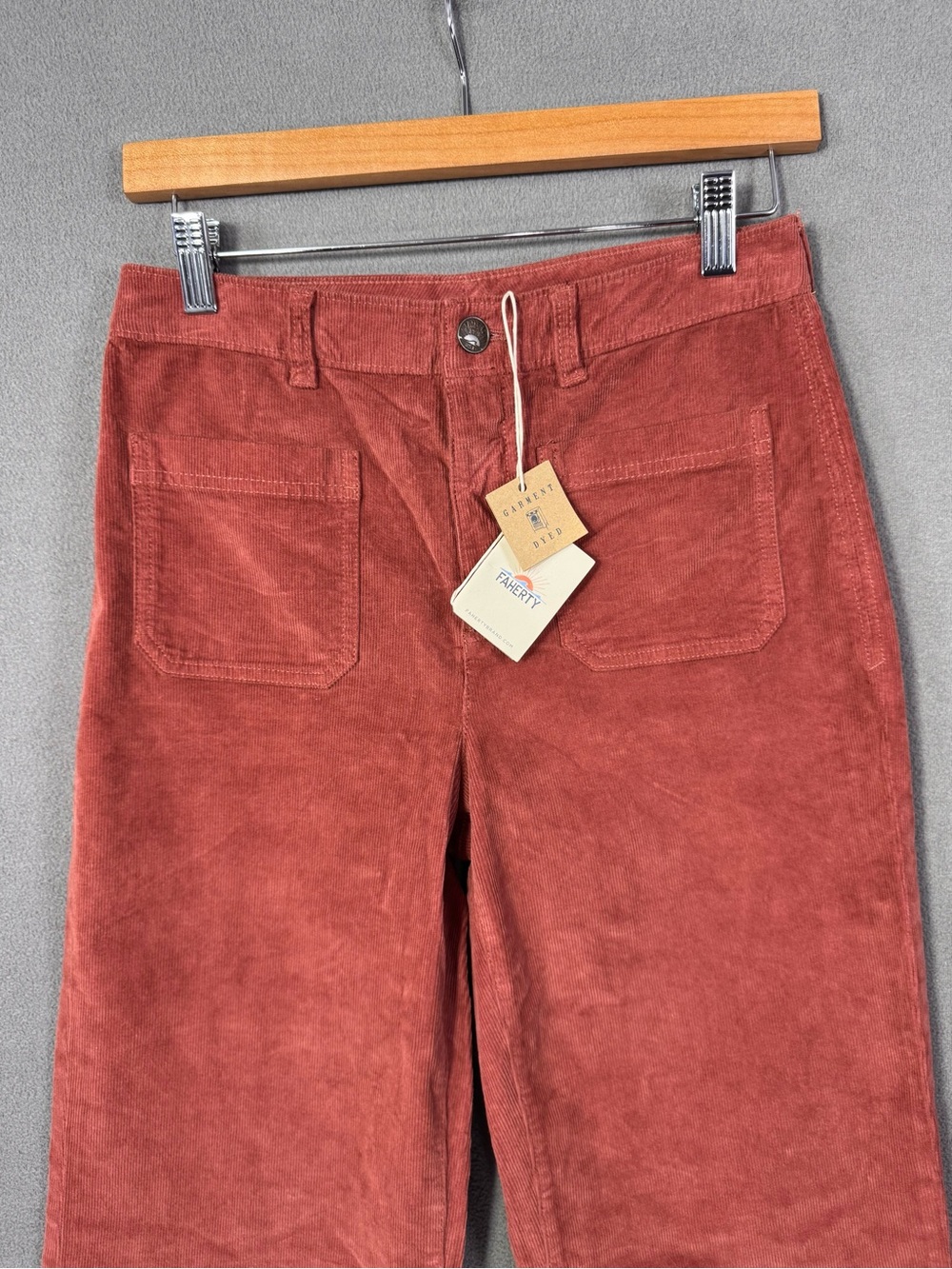 Faherty Organic Cotton Corduroy Patch Pocket Retro Wide Leg Pant in Henna, 27 - Picture 3 of 16